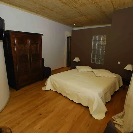 Le Coing Des Vignes Bed & Breakfast