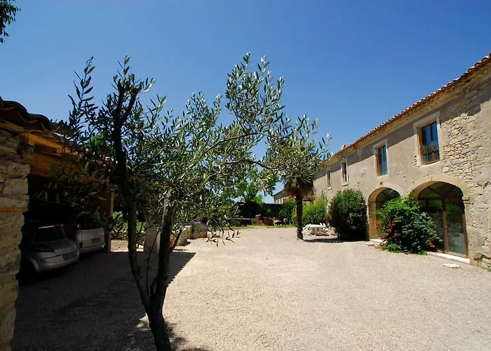 Bed & Breakfast Le Coing Des Vignes 4*